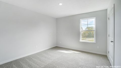 Tiny photo for 5 Walnut Mill Way, Ashville, OH 43103 (MLS # 226003112)