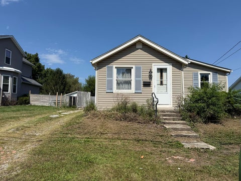 Homes For Sale - 318 W 9th Street<br/> Union County, Marysville, OH 43040