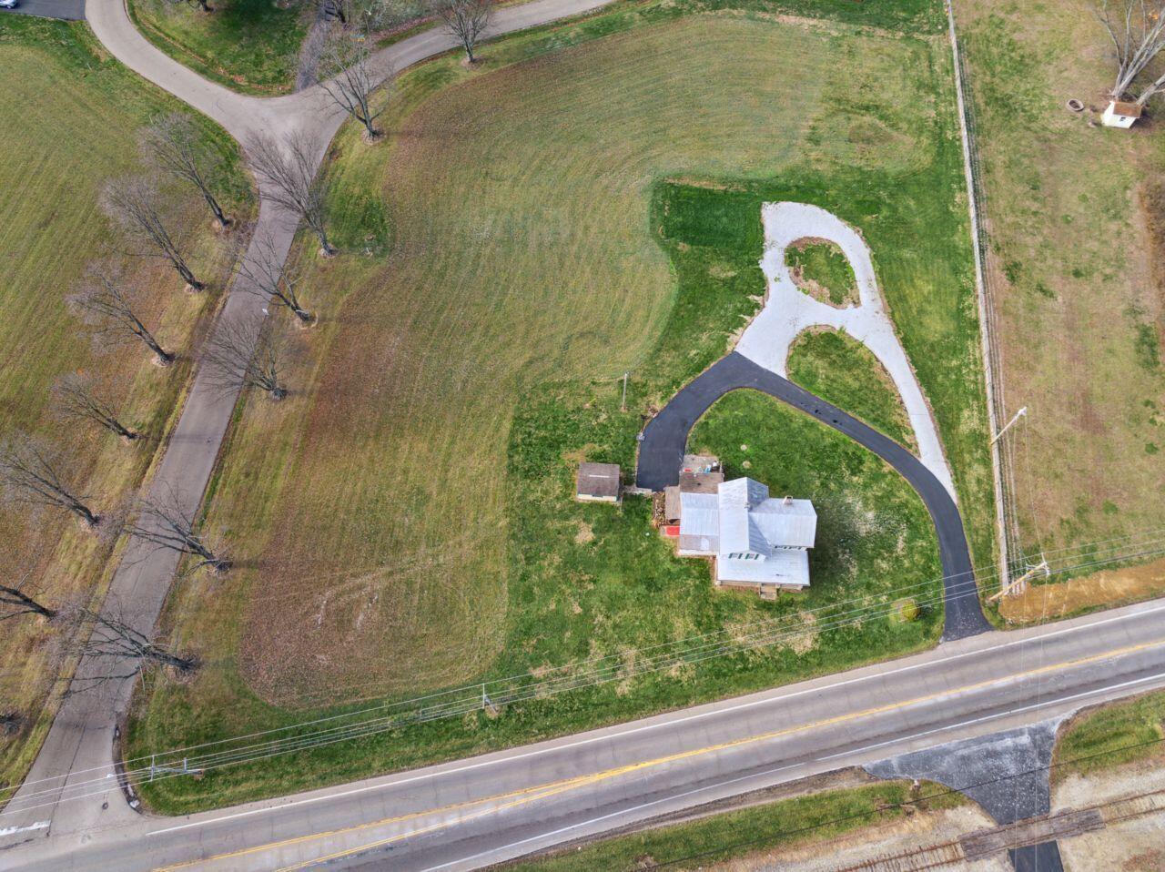 1821 Mount Vernon Road, Newark, Ohio image 3
