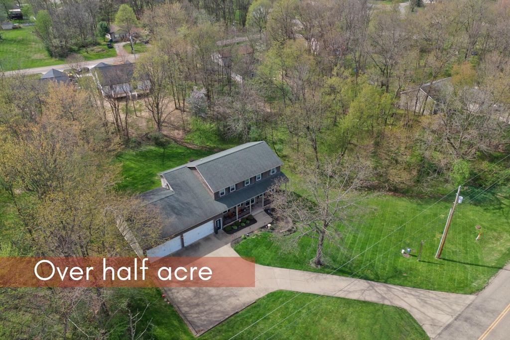 Photo of 15027 King Road, Howard, OH 43028 (MLS # 226013580)