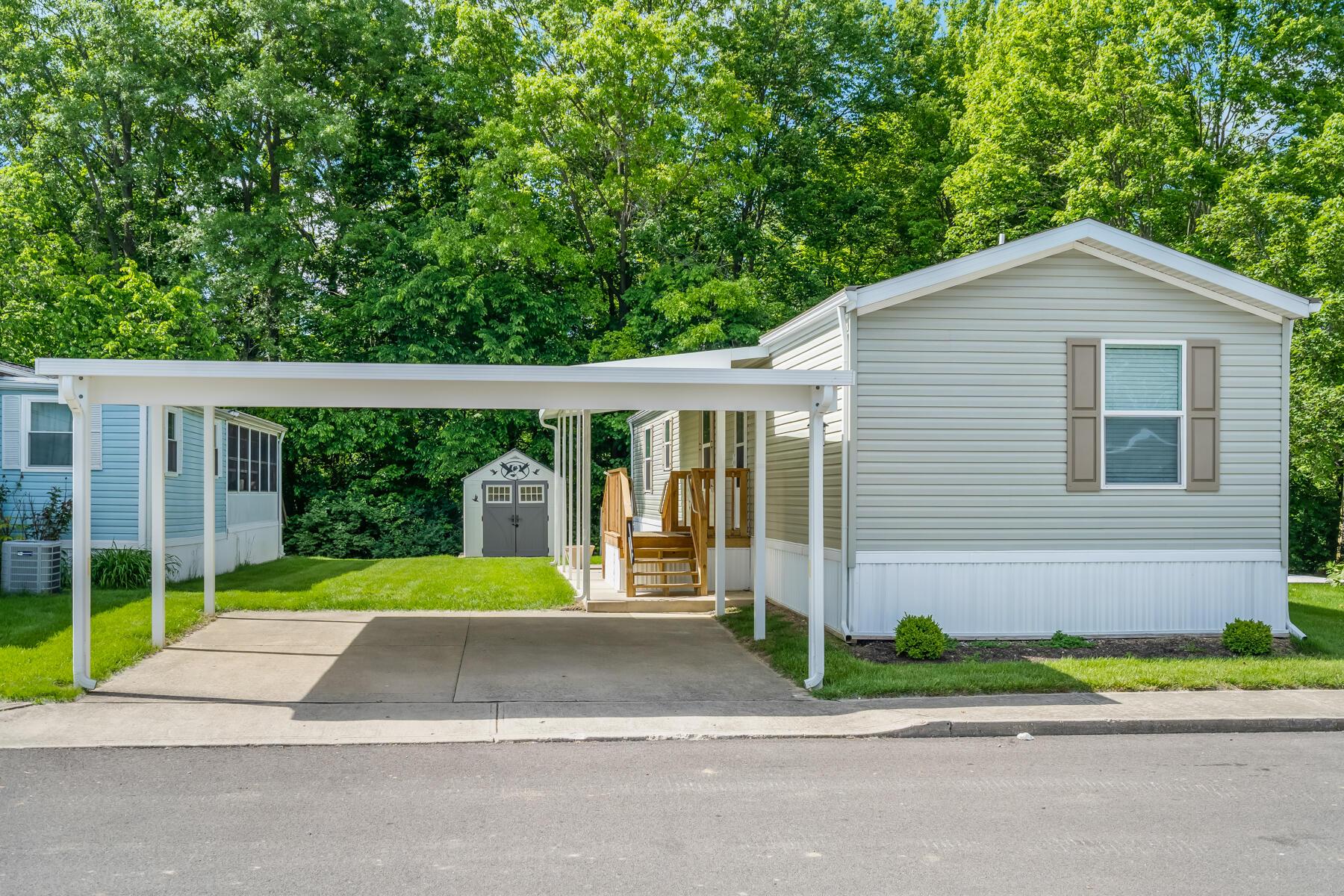 50 Winter Pine Drive, Delaware, Ohio image 1