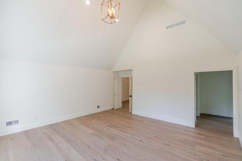 Tiny photo for 2681 Lane Road, Columbus, OH 43220 (MLS # 225039588)