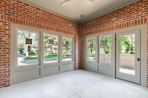 Tiny photo for 2681 Lane Road, Columbus, OH 43220 (MLS # 225039588)