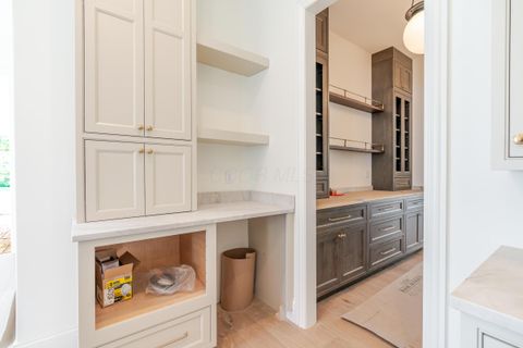 Tiny photo for 2681 Lane Road, Columbus, OH 43220 (MLS # 225039588)