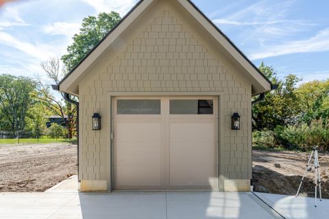 Tiny photo for 2681 Lane Road, Columbus, OH 43220 (MLS # 225039588)