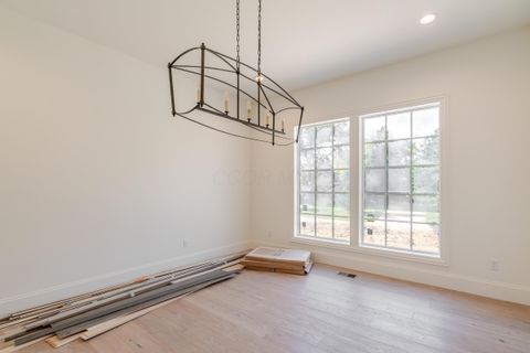 Tiny photo for 2681 Lane Road, Columbus, OH 43220 (MLS # 225039588)