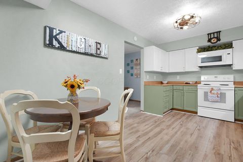 Photo of 3941 Karl Road 124 #124, Columbus, OH 43224 (MLS # 225038165)