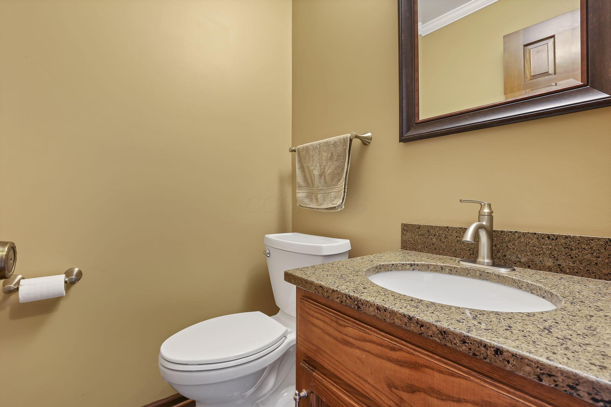 833 Bluffway Drive, Columbus, Ohio image 21