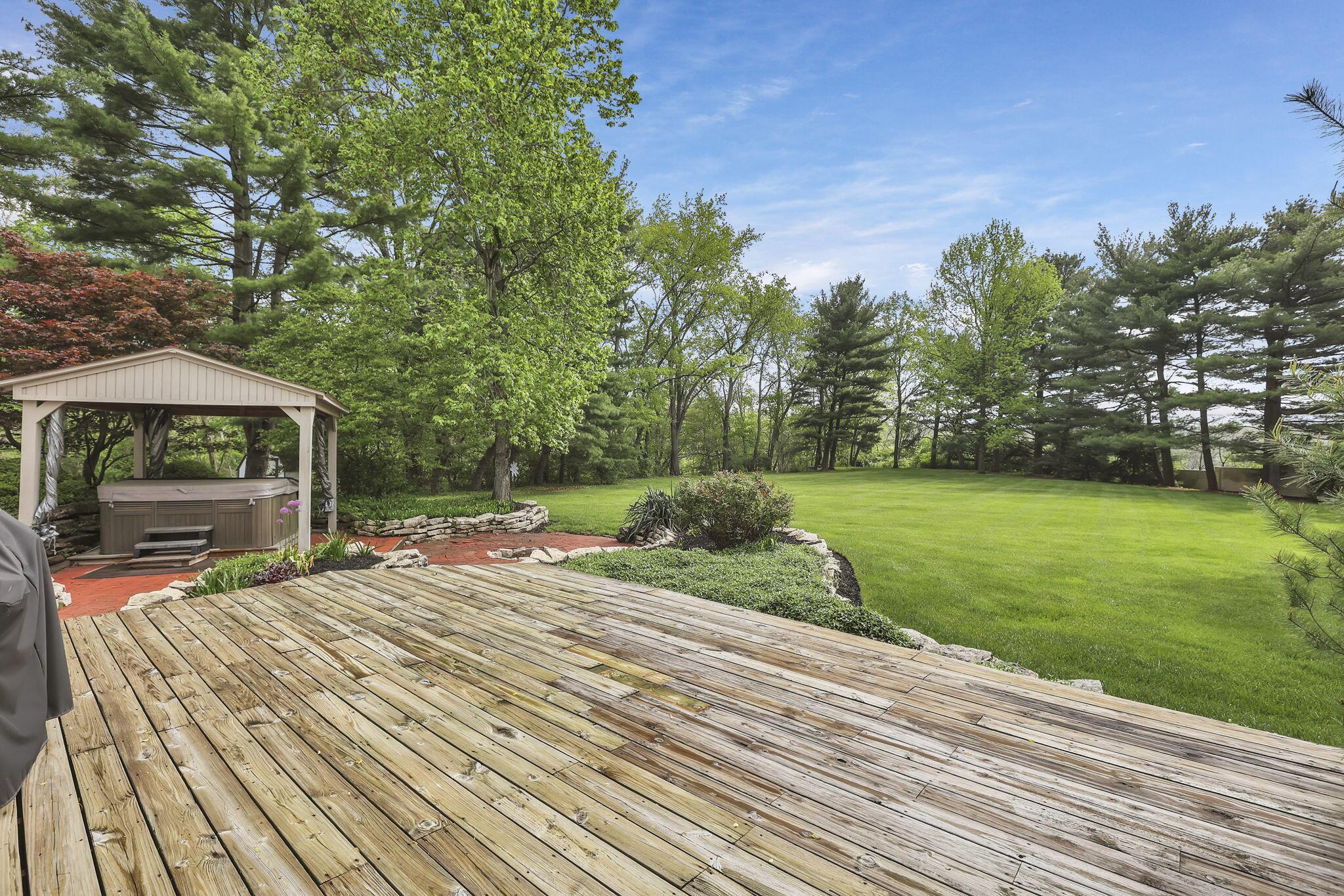 833 Bluffway Drive, Columbus, Ohio image 47