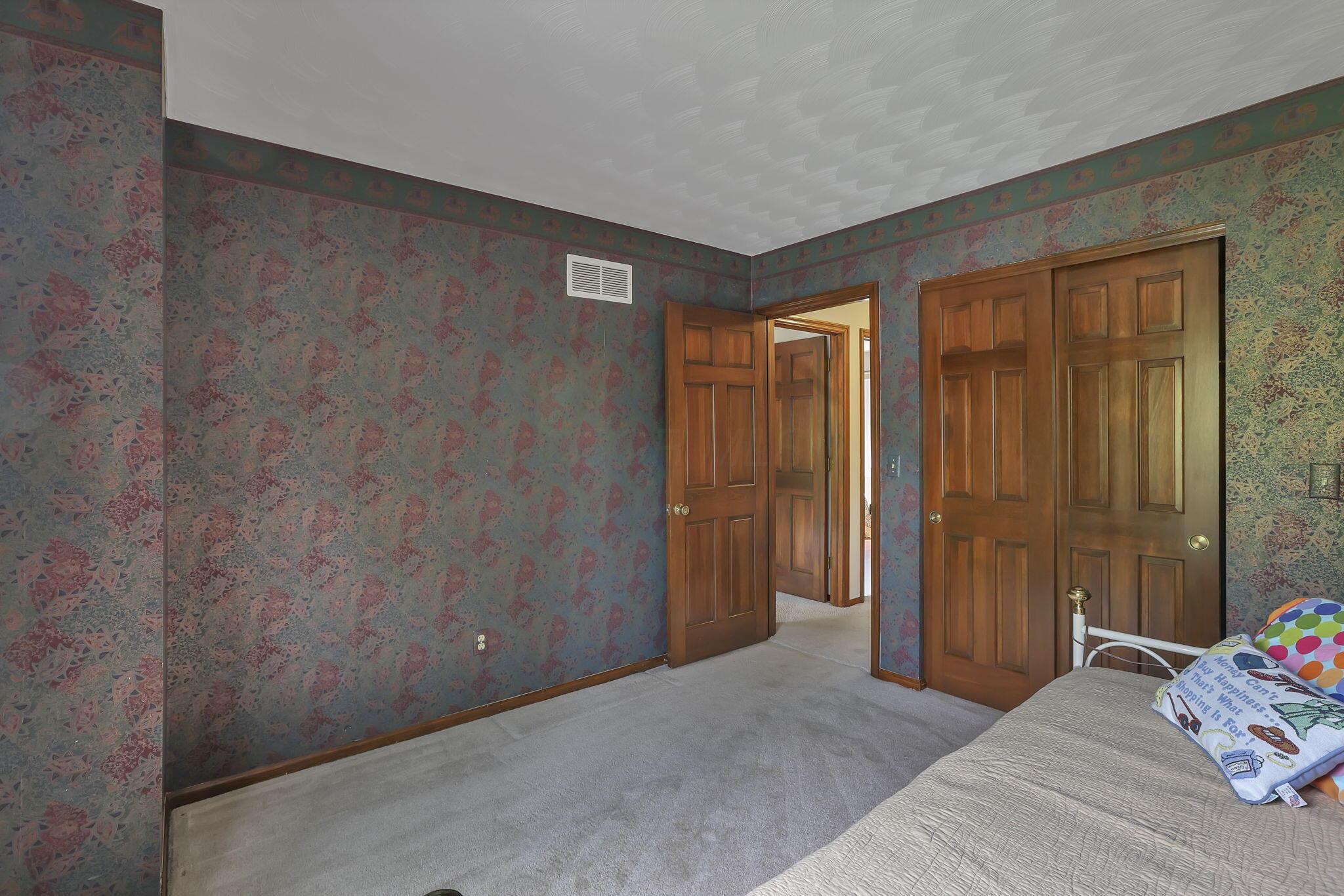833 Bluffway Drive, Columbus, Ohio image 39