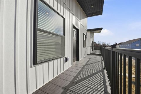 Tiny photo for 932 Wagner Street, Columbus, OH 43206 (MLS # 226002347)