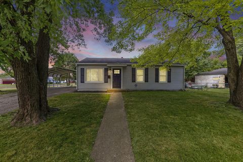 Photo of 162 Phelps Road, Columbus, OH 43207 (MLS # 225030821)