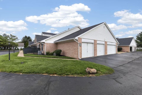 Tiny photo for 997 Kingsbury Court, Newark, OH 43055 (MLS # 226025921)