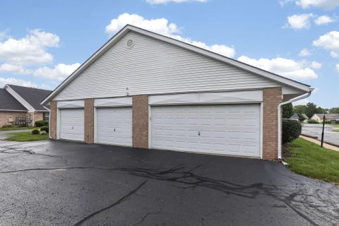 Tiny photo for 997 Kingsbury Court, Newark, OH 43055 (MLS # 226025921)