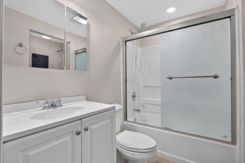 Tiny photo for 997 Kingsbury Court, Newark, OH 43055 (MLS # 226025921)