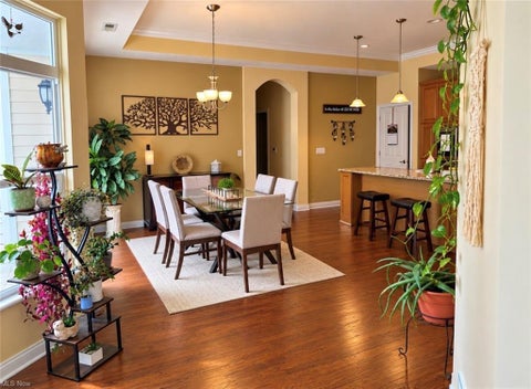 Tiny photo for 5489 Welbourne Place 2 #2, New Albany, OH 43054 (MLS # 226036694)