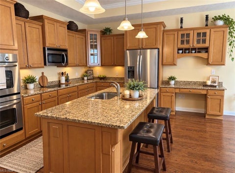 Tiny photo for 5489 Welbourne Place 2 #2, New Albany, OH 43054 (MLS # 226036694)