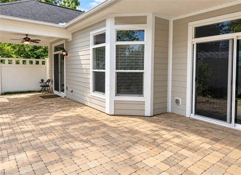 Tiny photo for 5489 Welbourne Place 2 #2, New Albany, OH 43054 (MLS # 226036694)