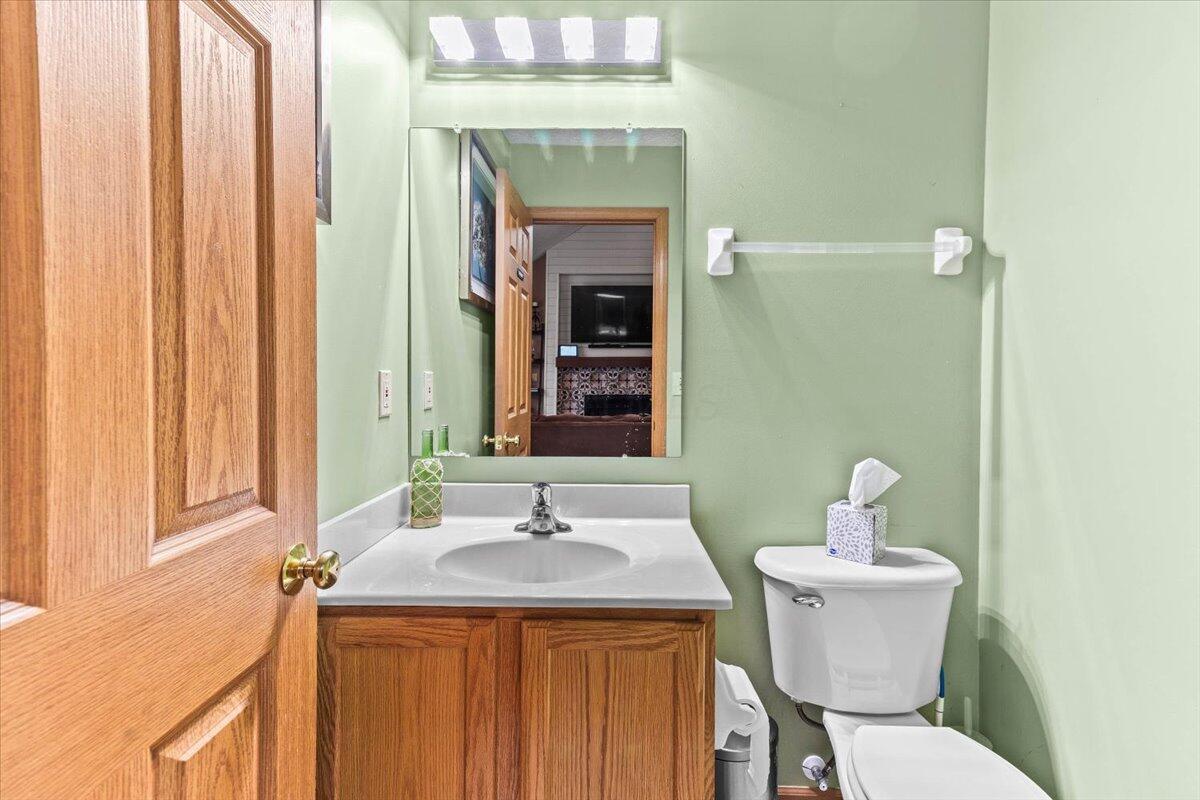 7433 Bunker Ridge Court, Blacklick, Ohio image 11
