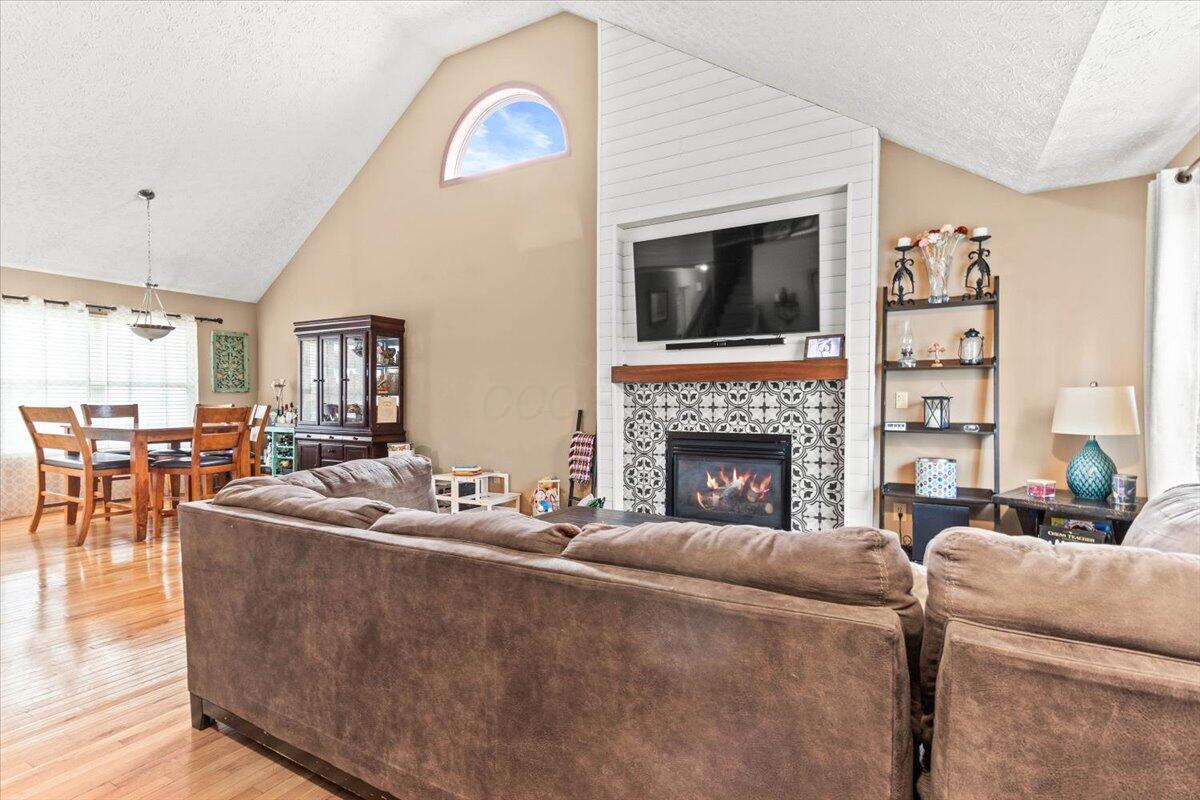 7433 Bunker Ridge Court, Blacklick, Ohio image 5