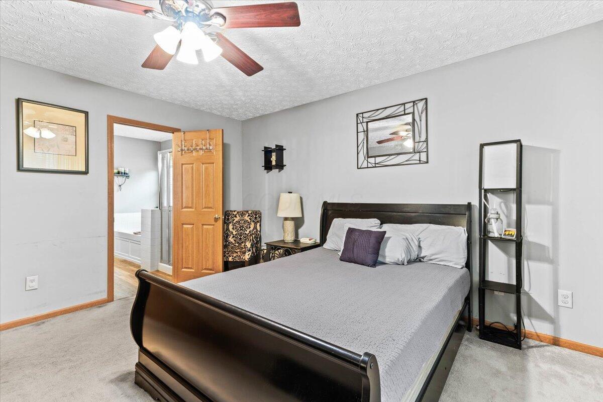 7433 Bunker Ridge Court, Blacklick, Ohio image 13