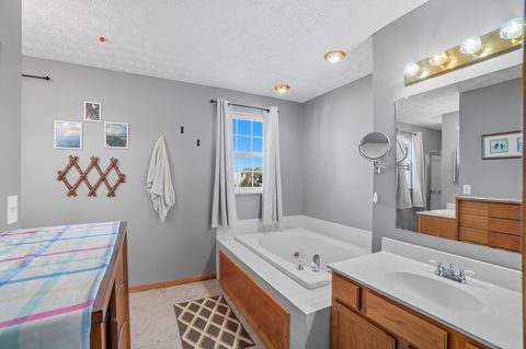 Tiny photo for 1070 Wilshire Court, London, OH 43140 (MLS # 225037315)