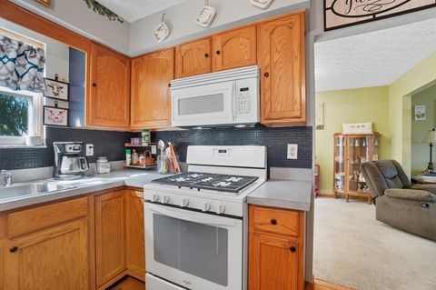 Tiny photo for 1070 Wilshire Court, London, OH 43140 (MLS # 225037315)
