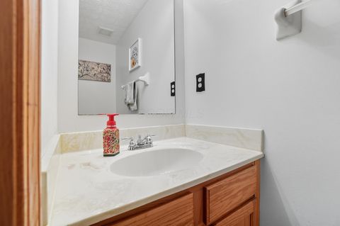 Tiny photo for 1070 Wilshire Court, London, OH 43140 (MLS # 225037315)
