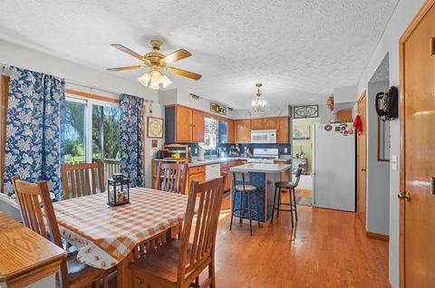 Tiny photo for 1070 Wilshire Court, London, OH 43140 (MLS # 225037315)