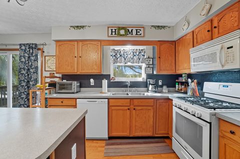Tiny photo for 1070 Wilshire Court, London, OH 43140 (MLS # 225037315)