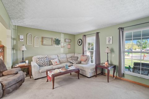 Tiny photo for 1070 Wilshire Court, London, OH 43140 (MLS # 225037315)