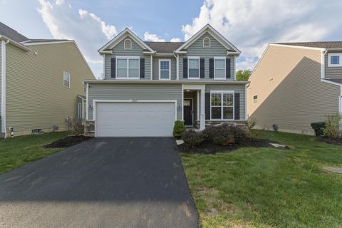 Photo of 6330 Hoffman Trace Drive, Columbus, OH 43213 (MLS # 226013859)