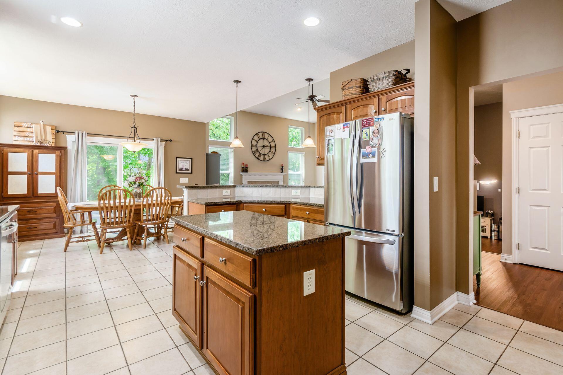 5673 Sugarwood Drive, New Albany, Ohio image 15