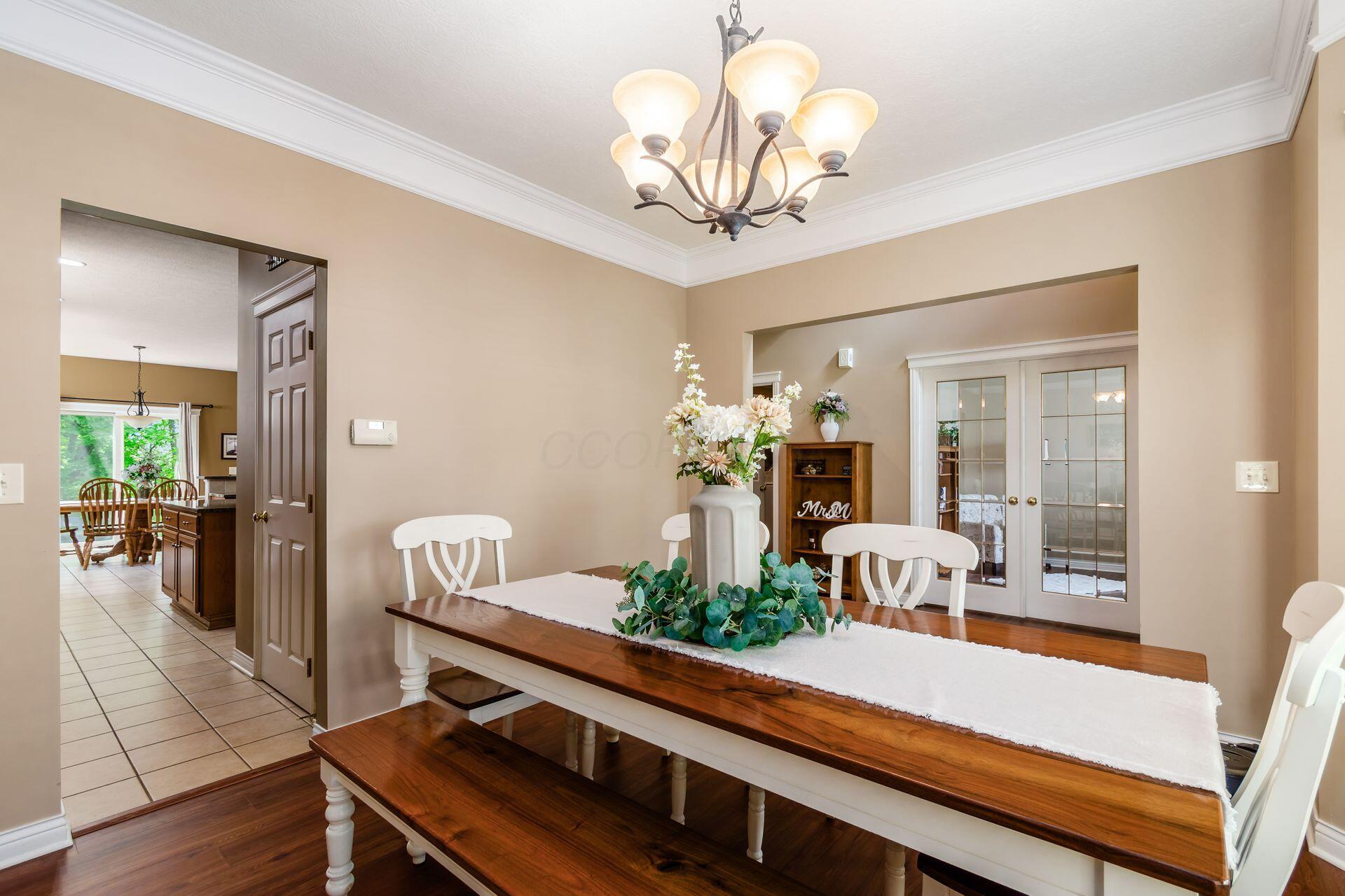 5673 Sugarwood Drive, New Albany, Ohio image 10