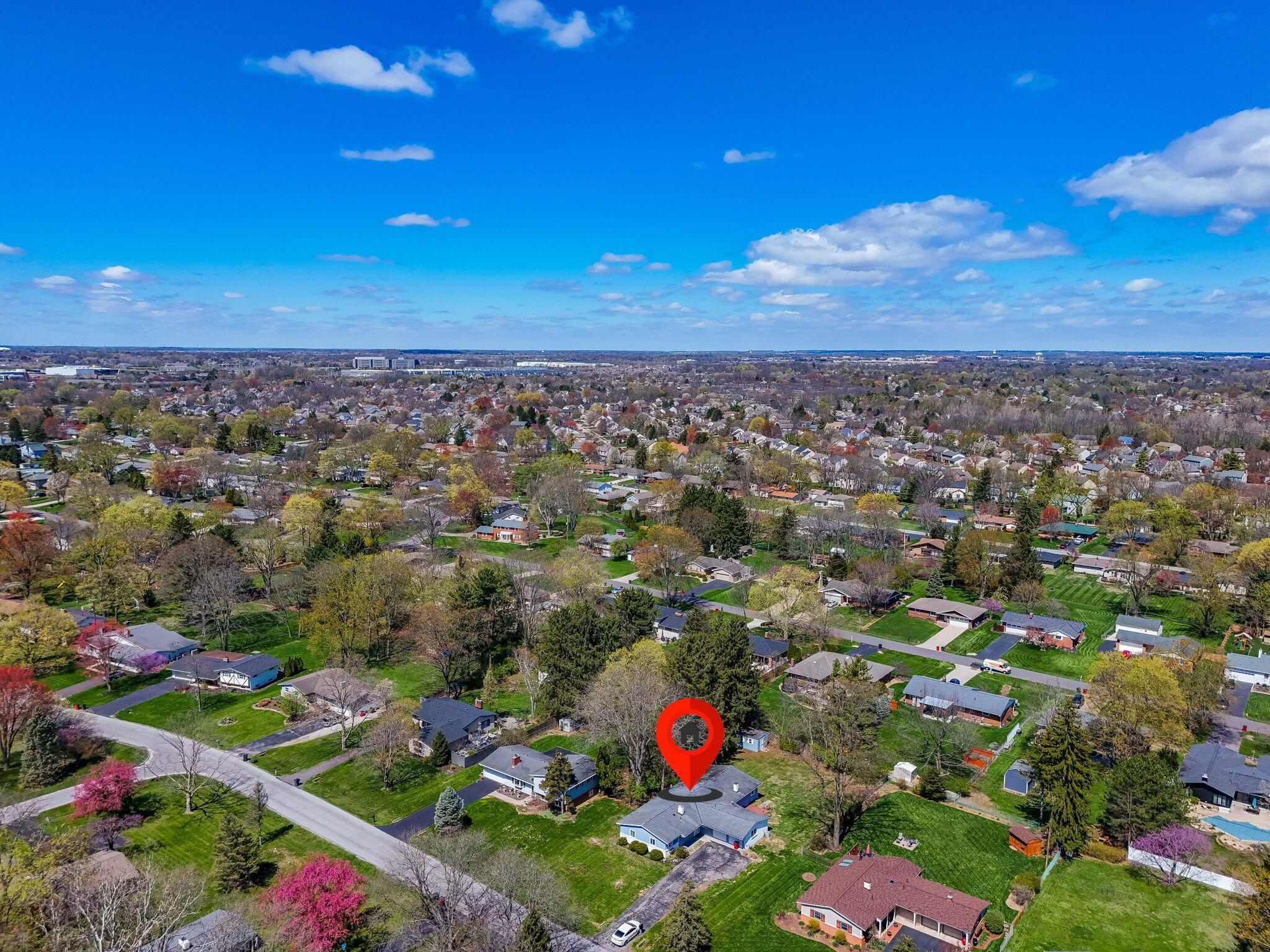 3318 Darbyshire Drive, Hilliard, Ohio image 10