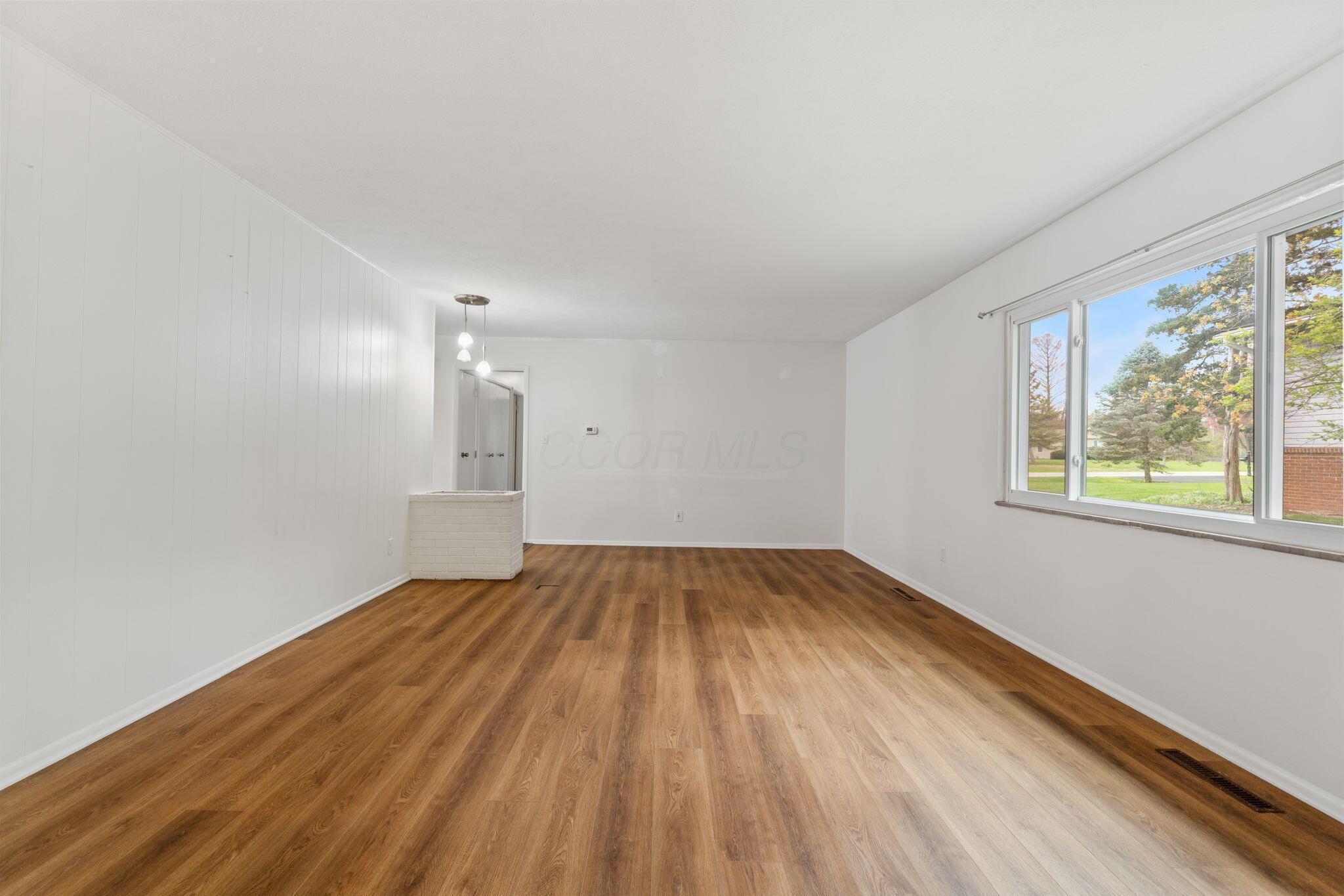 3318 Darbyshire Drive, Hilliard, Ohio image 31