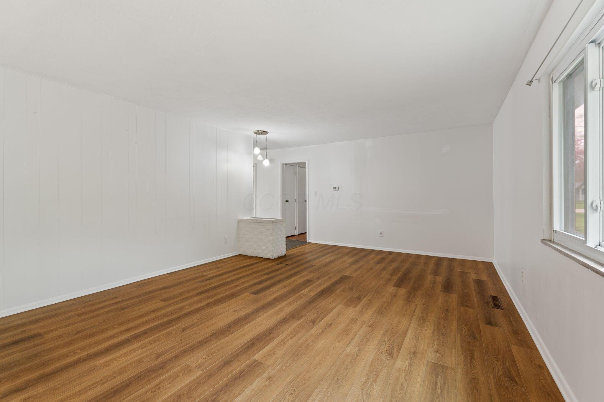 3318 Darbyshire Drive, Hilliard, Ohio image 30