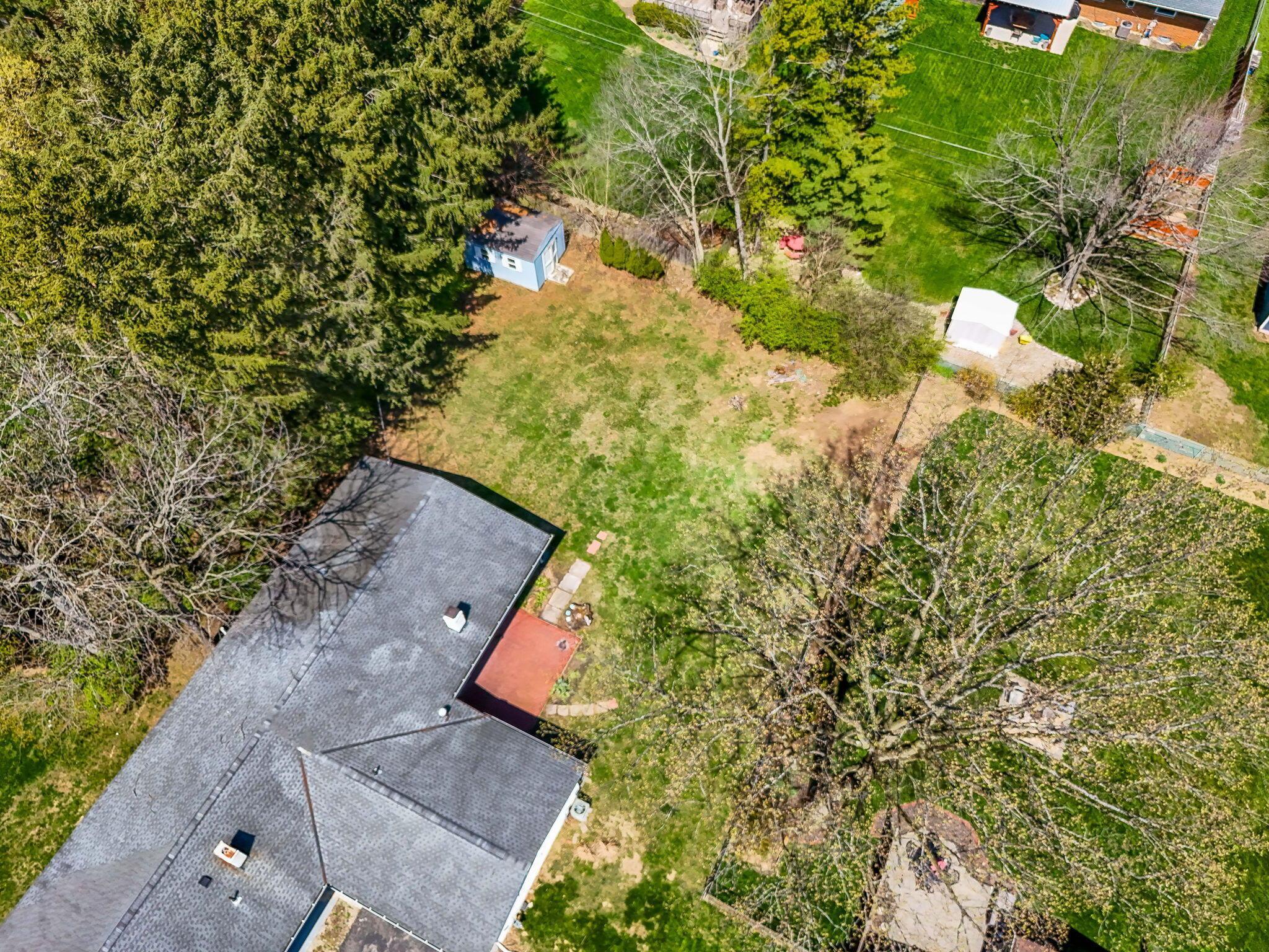 3318 Darbyshire Drive, Hilliard, Ohio image 4