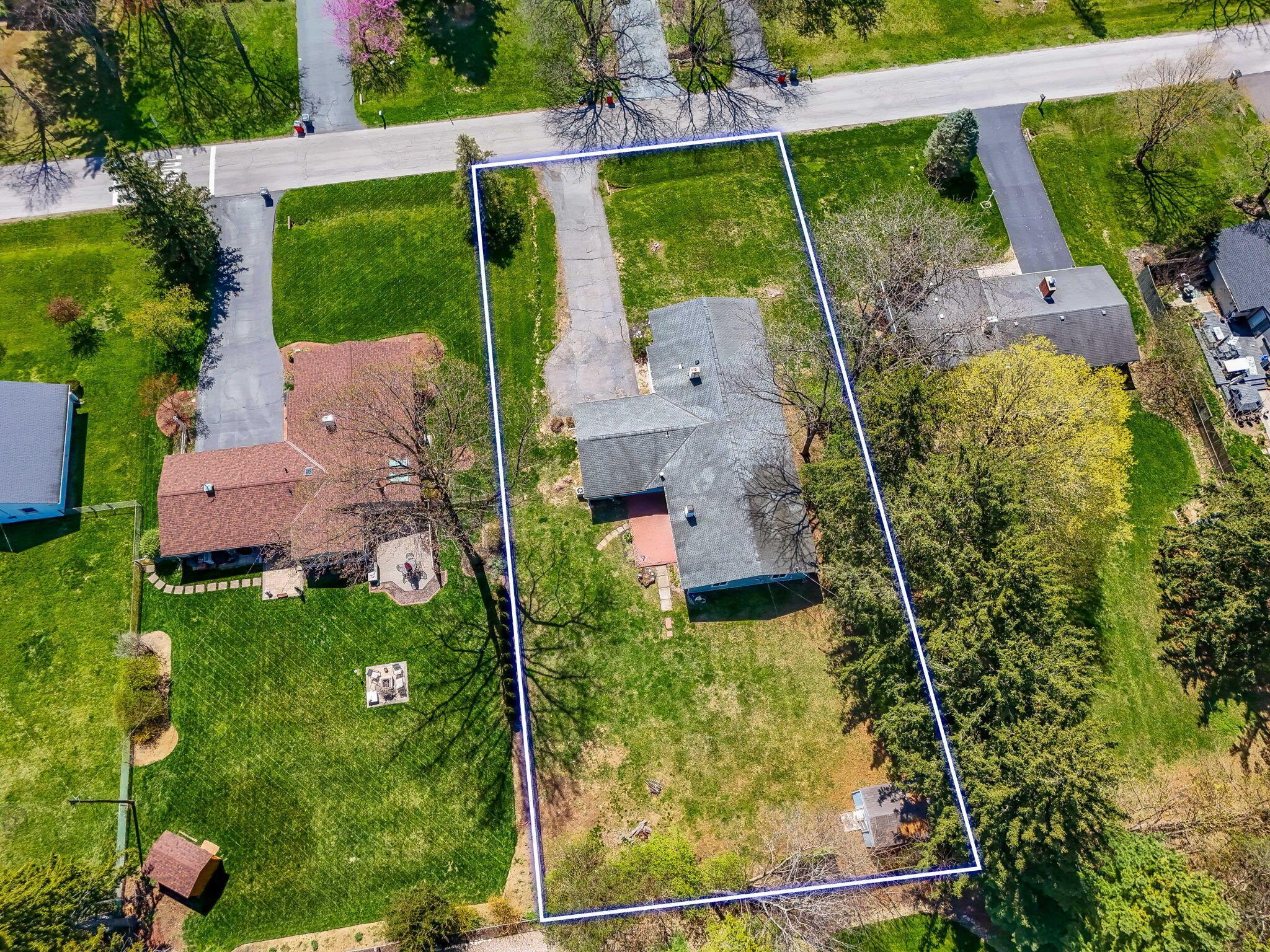 3318 Darbyshire Drive, Hilliard, Ohio image 5