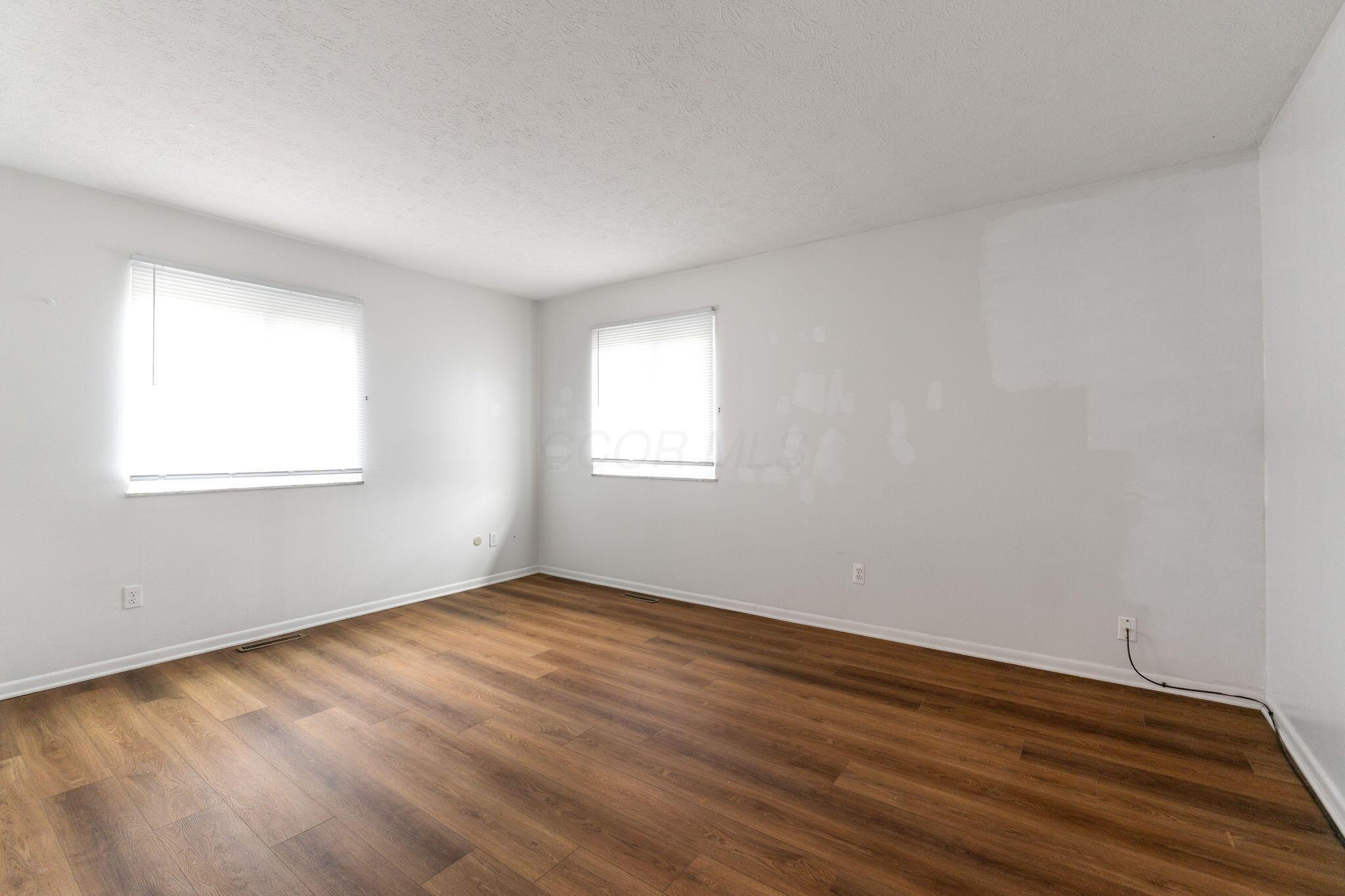 3318 Darbyshire Drive, Hilliard, Ohio image 49