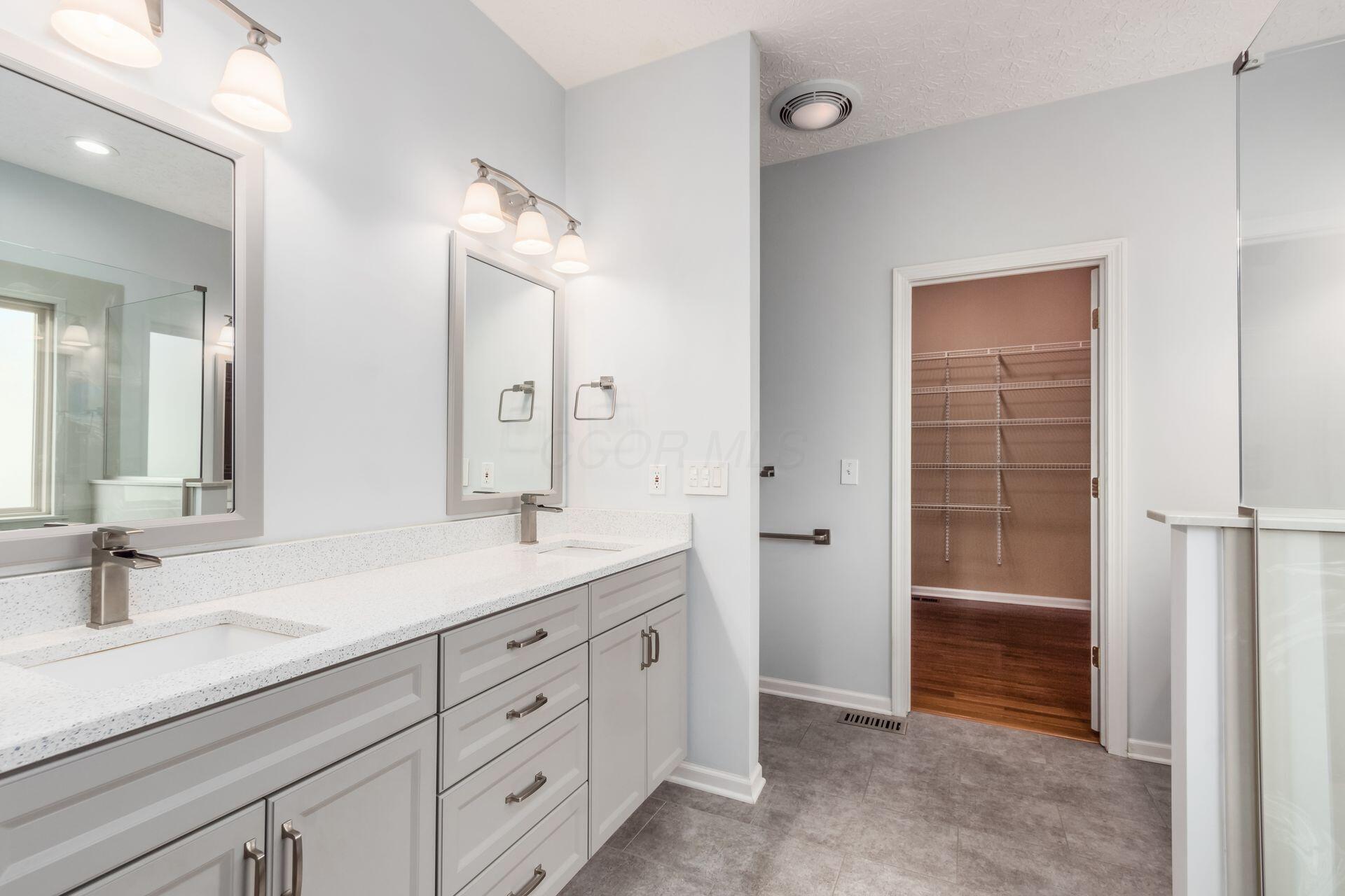 6252 Clover Place, Hilliard, Ohio image 23