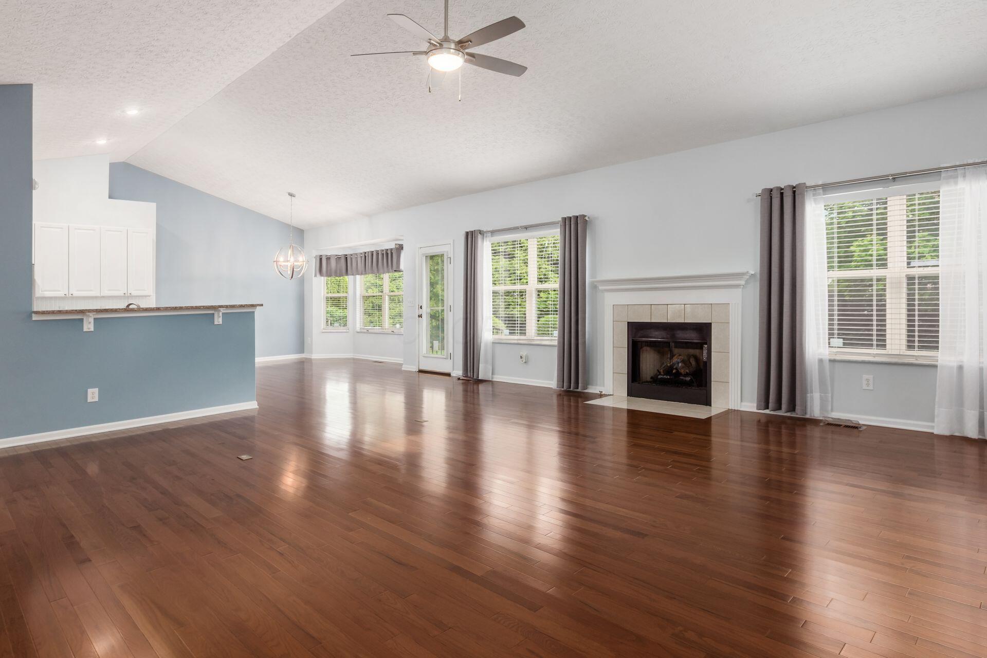 6252 Clover Place, Hilliard, Ohio image 5
