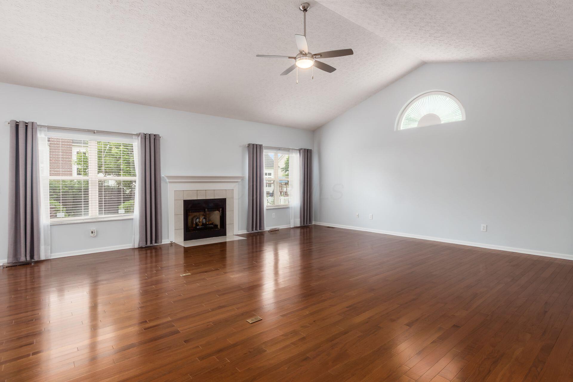 6252 Clover Place, Hilliard, Ohio image 4