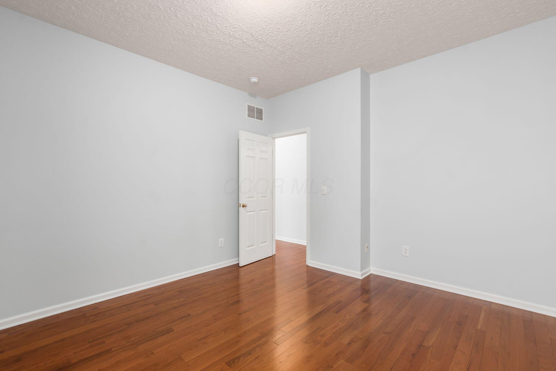 6252 Clover Place, Hilliard, Ohio image 16