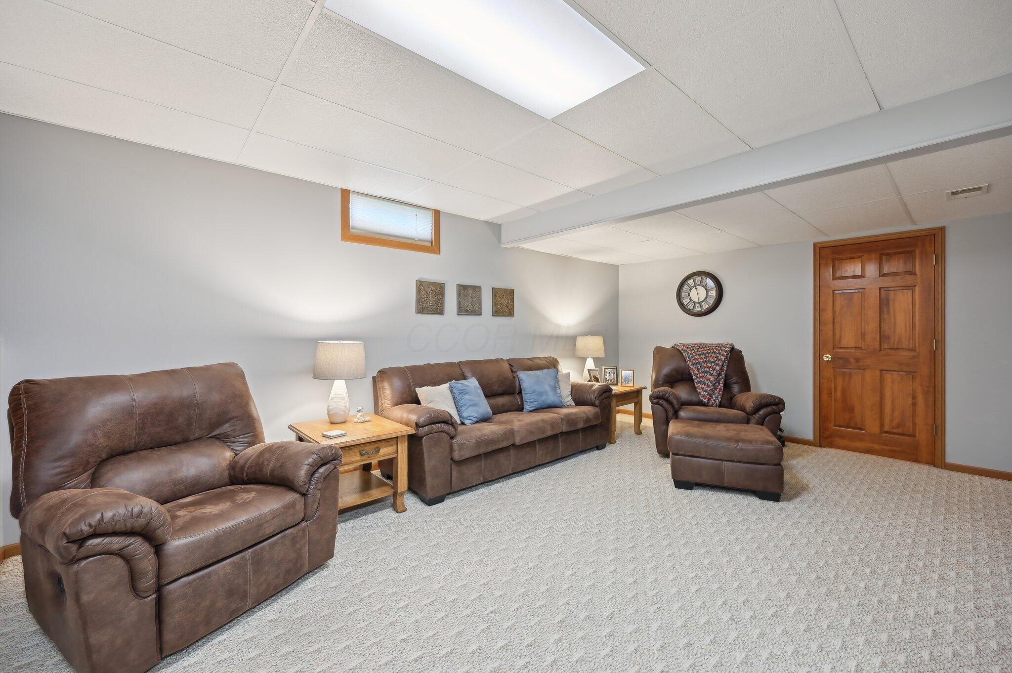 13743 Bainwick Drive, Pickerington, Ohio image 41