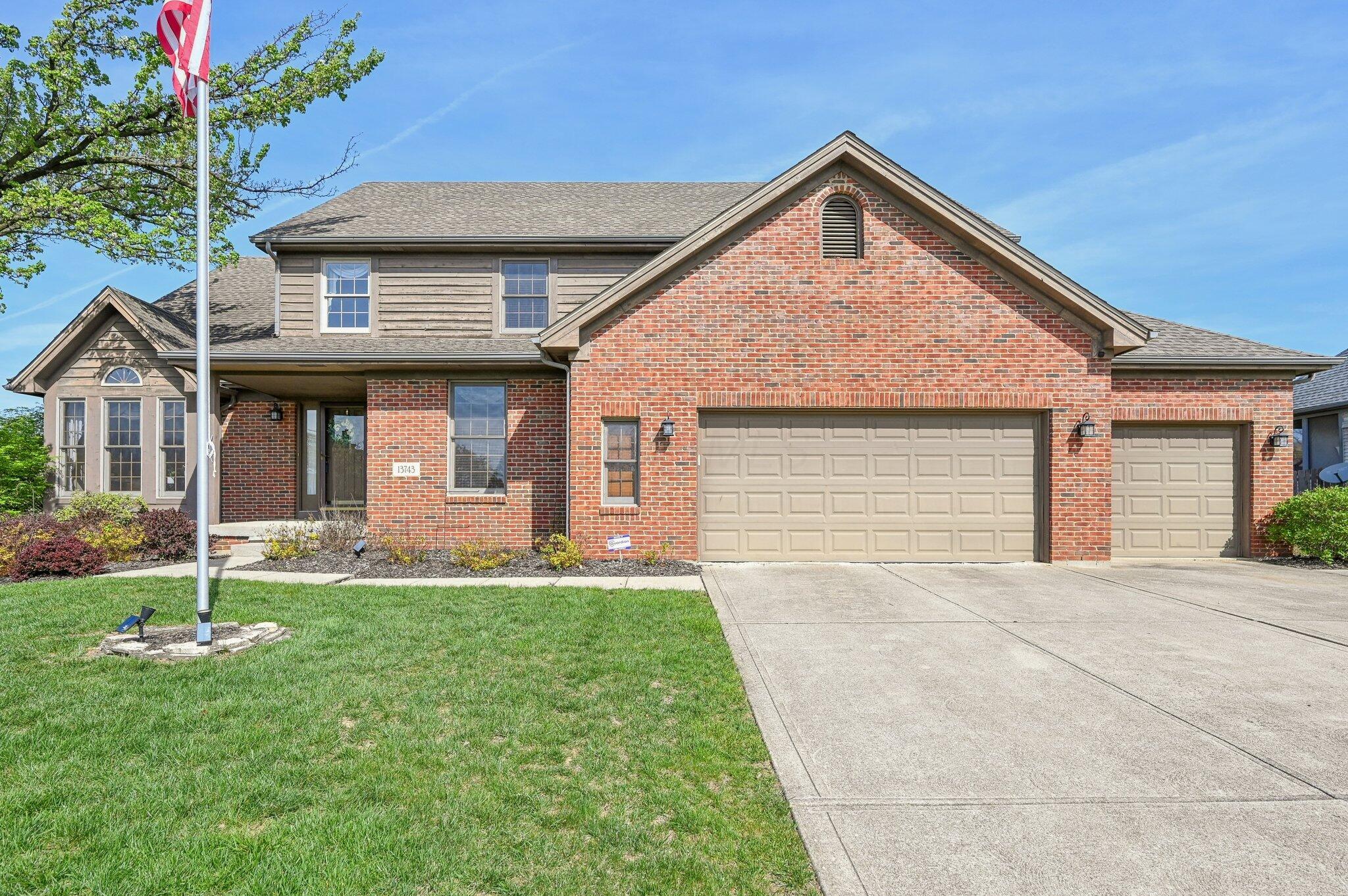 13743 Bainwick Drive, Pickerington, Ohio image 5