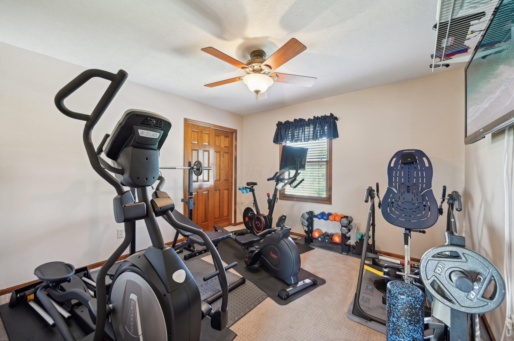 13743 Bainwick Drive, Pickerington, Ohio image 40