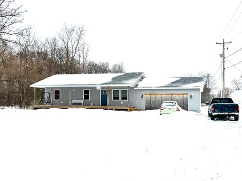 4 W Noble Street Marengo OH 43334