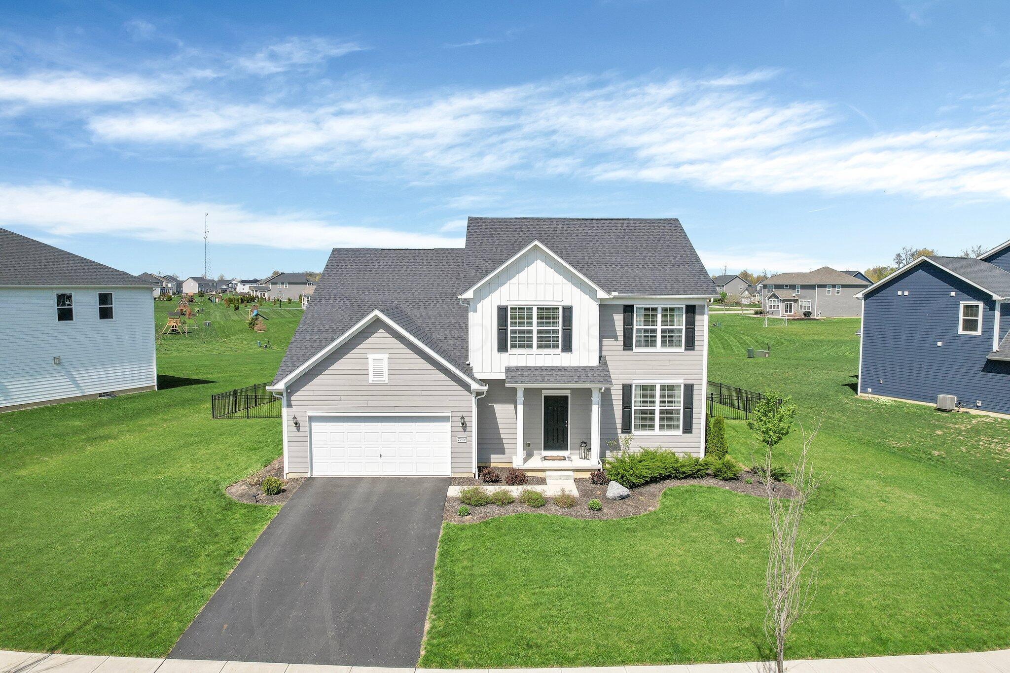 7234 White Cap Drive, Powell, Ohio image 3