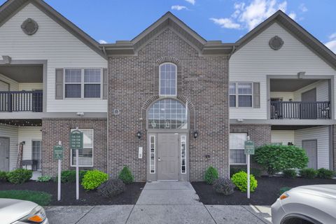 Photo of 756 Hidden Springs Drive, Lewis Center, OH 43035 (MLS # 226012809)